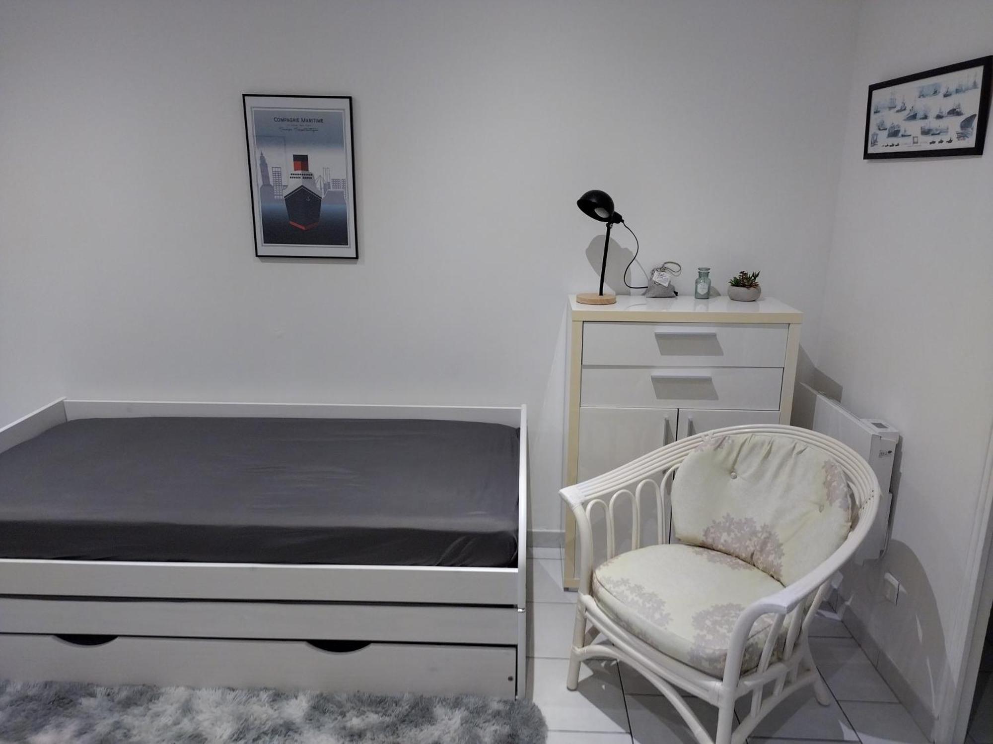 Studio Charmant Canape Lit Netflix Prime Video Wifi Dazn لو هافر المظهر الخارجي الصورة